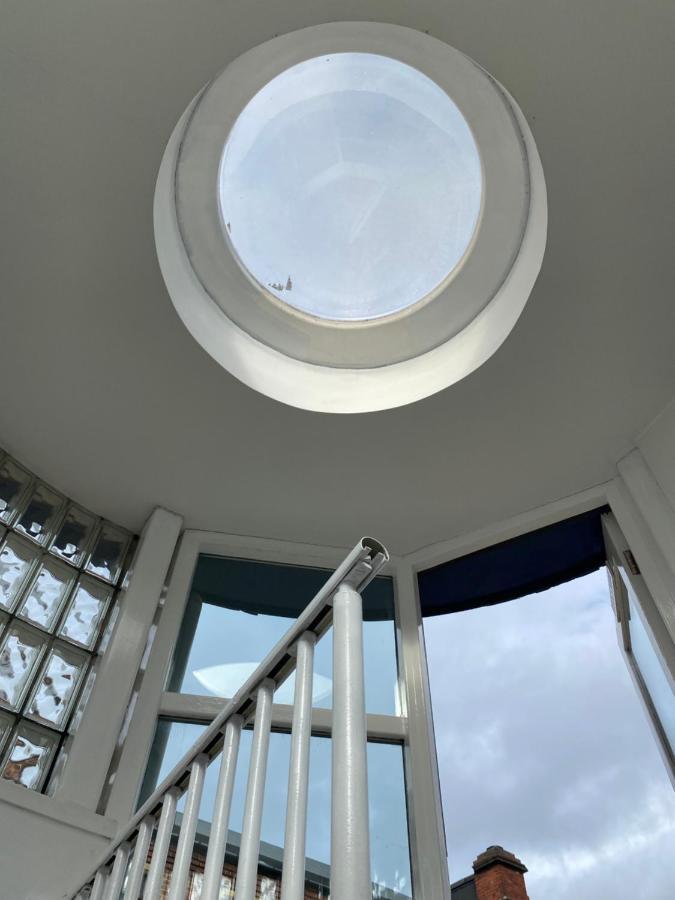 Central Leeds Townhouse With Private Roof Garden Sleeps 4 Экстерьер фото