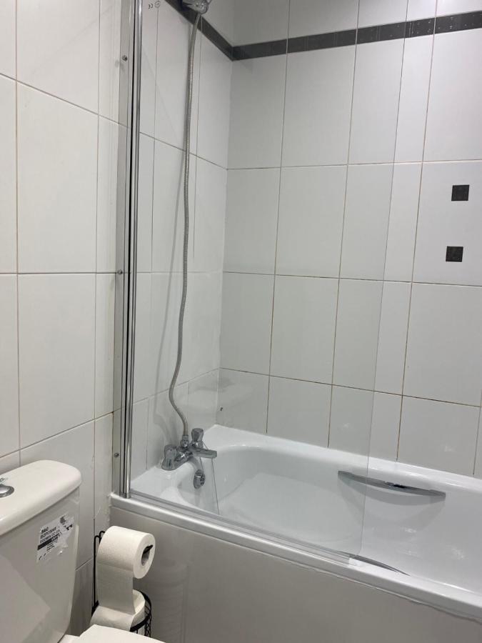 Central Leeds Townhouse With Private Roof Garden Sleeps 4 Экстерьер фото